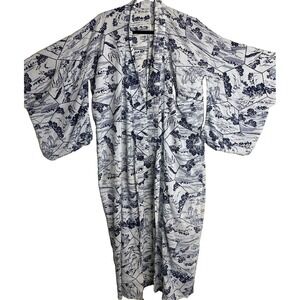 Japanese Cotton Kimono Robe Tie Front One Size White Ships Mountains